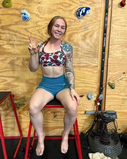 Kay Hansen feet photo thumbnail