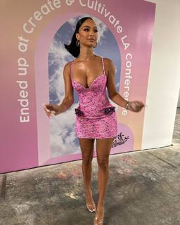Draya Michele feet photo thumbnail