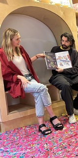 Elizabeth Olsen feet photo thumbnail