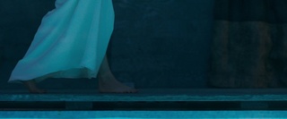 Olga Kurylenko feet photo thumbnail