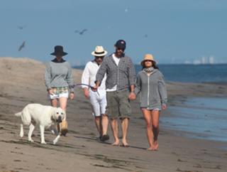 Jordana Brewster feet photo thumbnail