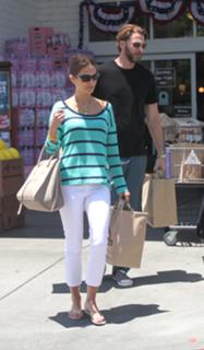 Jordana Brewster feet photo thumbnail