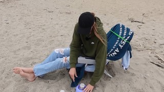 Rachel Ballinger feet photo thumbnail