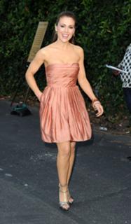 Alyssa Milano feet photo thumbnail
