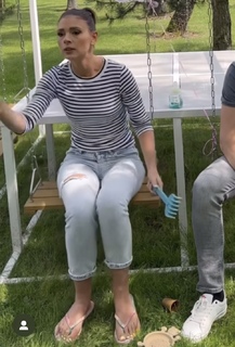 Klaudia Halejcio feet photo thumbnail