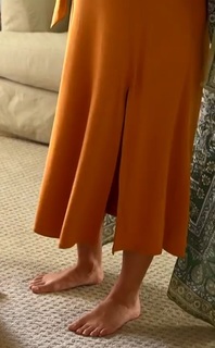 Brie Garcia feet photo thumbnail