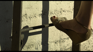 Amy Smart feet photo 4