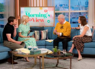 Holly Willoughby feet photo thumbnail