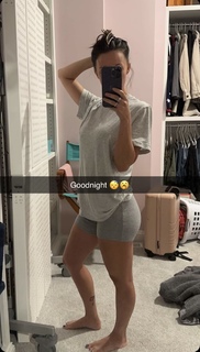 Brittney Smith feet photo thumbnail
