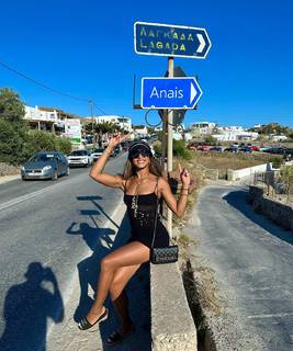 Jilly Anais feet photo thumbnail