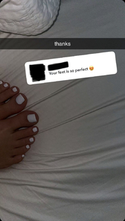 Corinna Kopf feet photo thumbnail