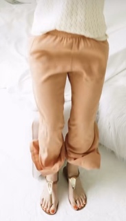 Klaudia Halejcio feet photo thumbnail