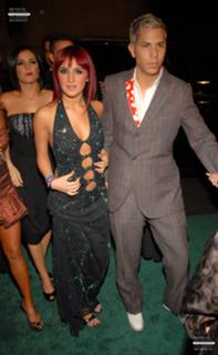 Dulce María feet photo thumbnail