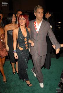 Dulce María feet photo thumbnail