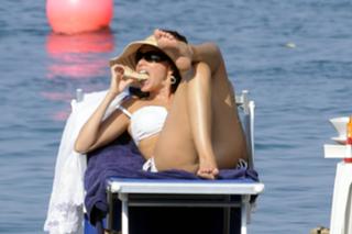 Sofía Vergara feet photo thumbnail