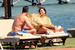 Sofía Vergara feet photo thumbnail