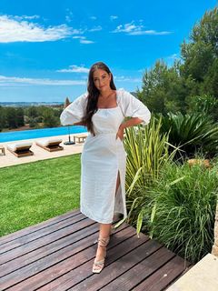 Jacqueline Jossa feet photo thumbnail