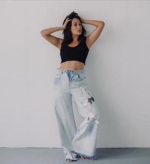 Brie Garcia feet photo thumbnail