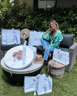 Athina Oikonomakou feet photo thumbnail