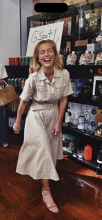 Gillian Anderson feet photo thumbnail