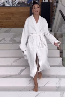 Klaudia Halejcio feet photo thumbnail