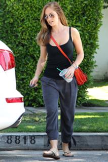Minka Kelly feet photo thumbnail