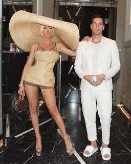 Jelena Karleusa feet photo thumbnail