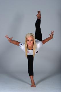 Nastia Liukin feet photo thumbnail