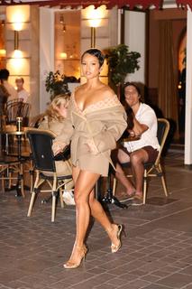 Karrueche Tran feet photo thumbnail