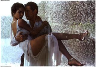 Halle Berry feet photo thumbnail