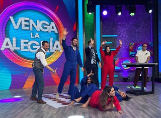 Laura González feet photo thumbnail