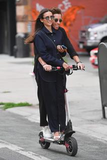 Nina Dobrev feet photo thumbnail