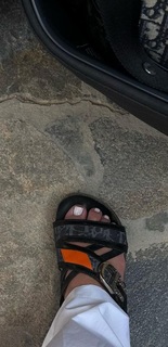 Adrienne Houghton feet photo thumbnail