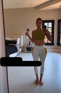 Draya Michele feet photo thumbnail