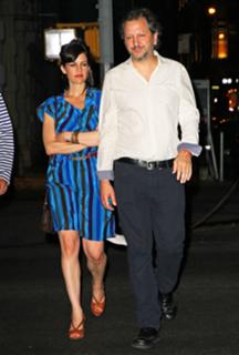 Carla Gugino feet photo thumbnail
