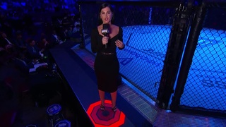 Megan Olivi feet photo thumbnail