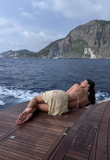 Belén Rodríguez feet photo thumbnail