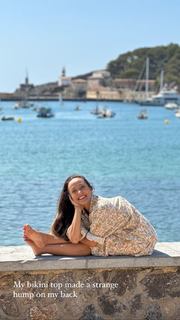 Kino MacGregor feet photo thumbnail