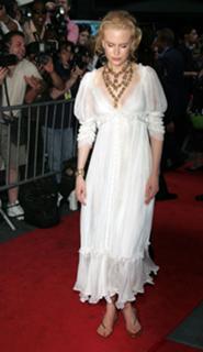 Nicole Kidman feet photo thumbnail