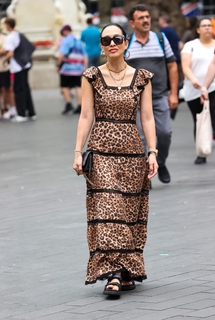 Myleene Klass feet photo thumbnail