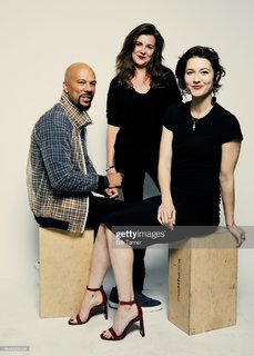 Mary Elizabeth Winstead feet photo thumbnail
