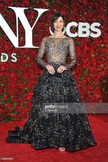 Mary Elizabeth Winstead feet photo thumbnail