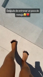 Cristina Pedroche feet photo thumbnail