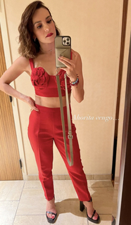 Tania Rincón feet photo thumbnail