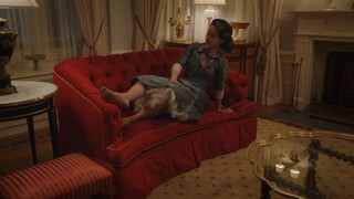 Rachel Brosnahan feet photo thumbnail