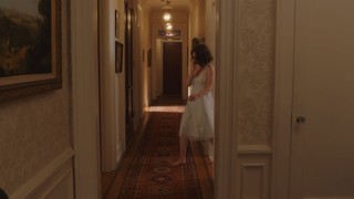 Rachel Brosnahan feet photo thumbnail