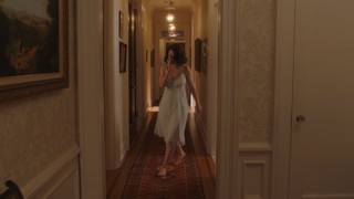 Rachel Brosnahan feet photo thumbnail