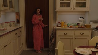 Rachel Brosnahan feet photo thumbnail