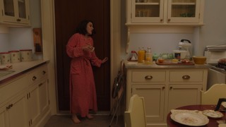 Rachel Brosnahan feet photo thumbnail