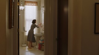 Rachel Brosnahan feet photo thumbnail